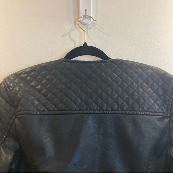PHILOMENA PETTI Sz L Vegan Leather Quilted Details  Zipper Closure Moto Jacket - Picture 12 of 12